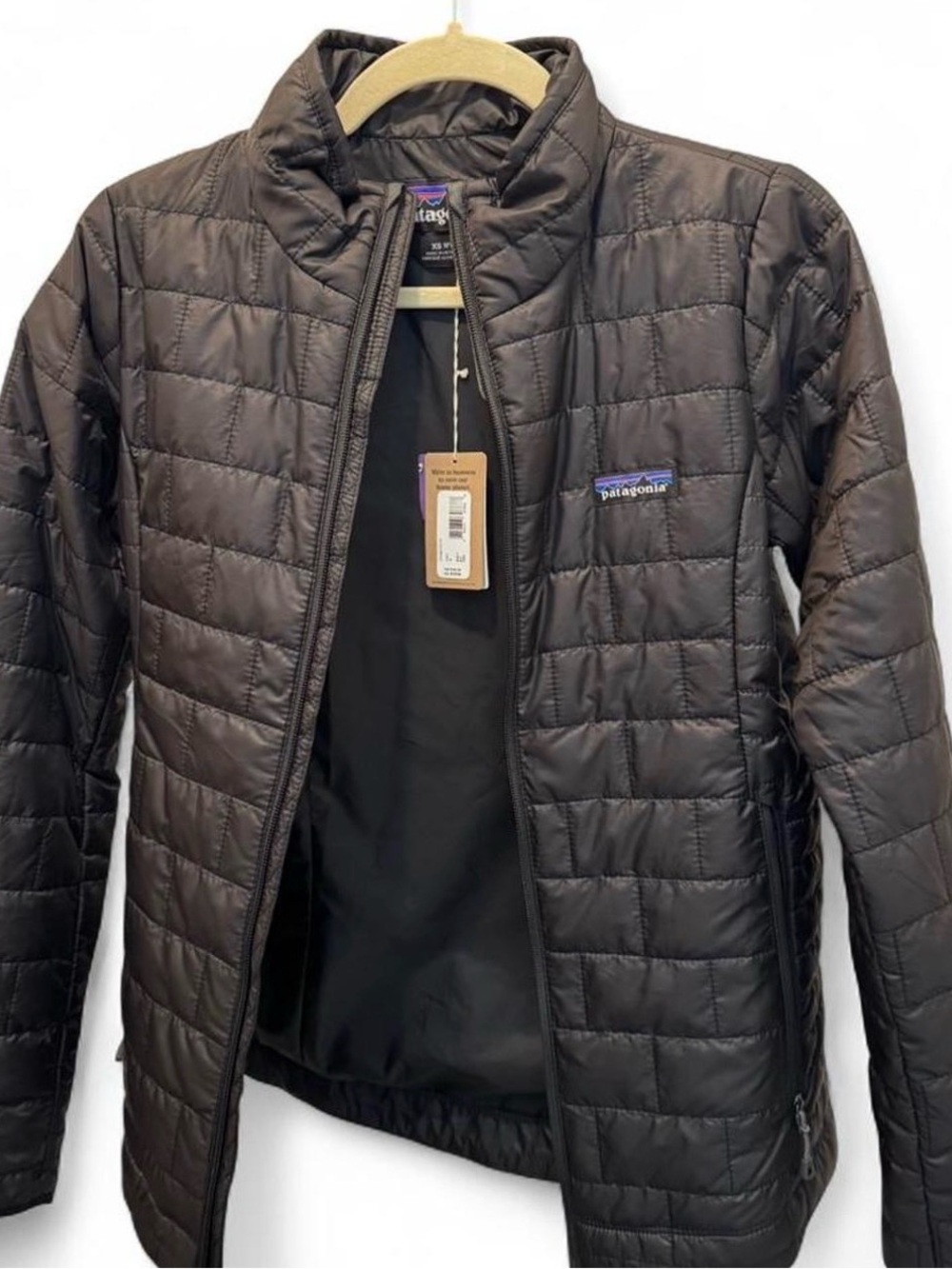BRAND NEW Patagonia women’s Black Quilted Insulated Jacket